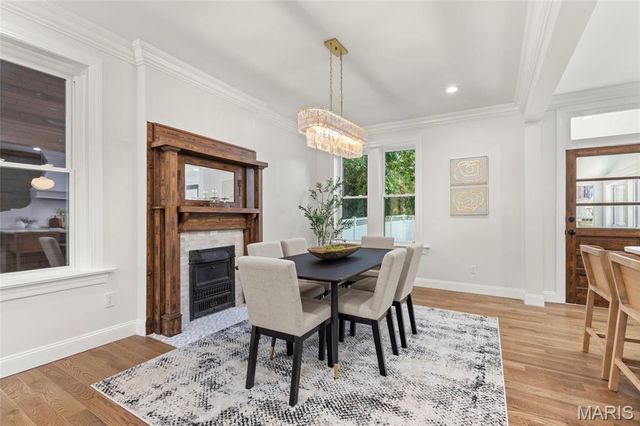 3950 Shenandoah Avenue, St Louis, MO 63110