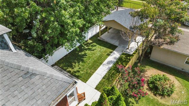 3950 Shenandoah Avenue, St Louis, MO 63110
