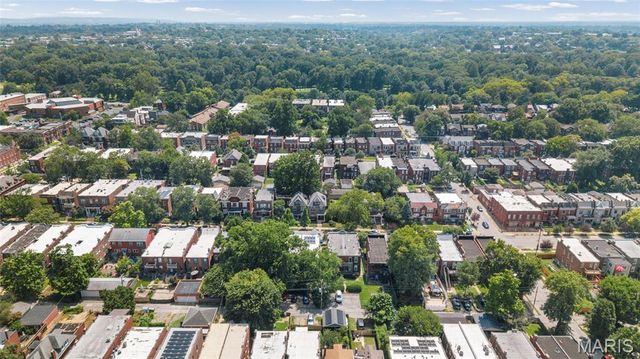 3950 Shenandoah Avenue, St Louis, MO 63110