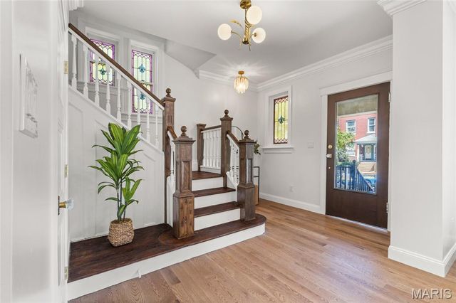 3950 Shenandoah Avenue, St Louis, MO 63110