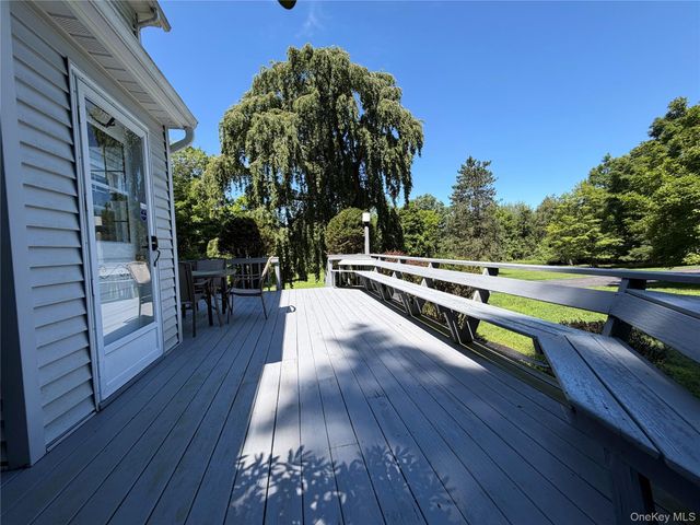 191 N Putt Corners Road, New Paltz, NY 12561