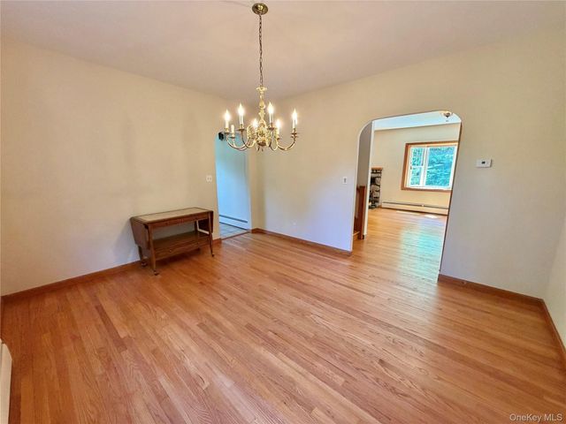 191 N Putt Corners Road, New Paltz, NY 12561