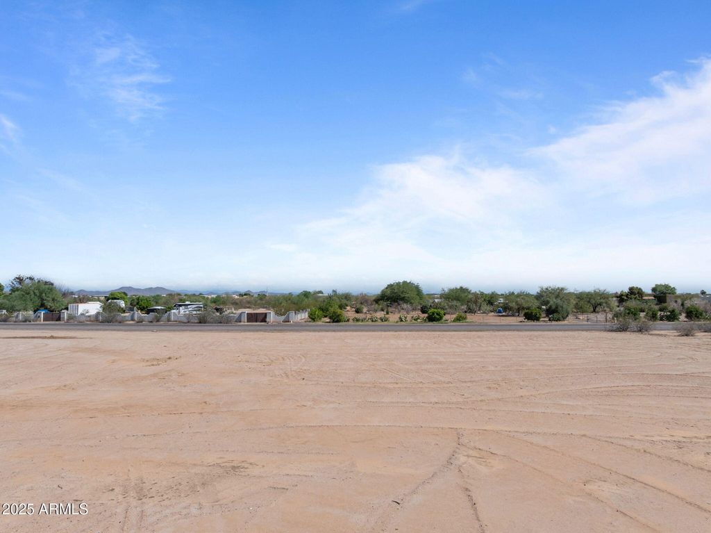 21129 W Duane Lane -, Wittmann, AZ 85361 — photo 5