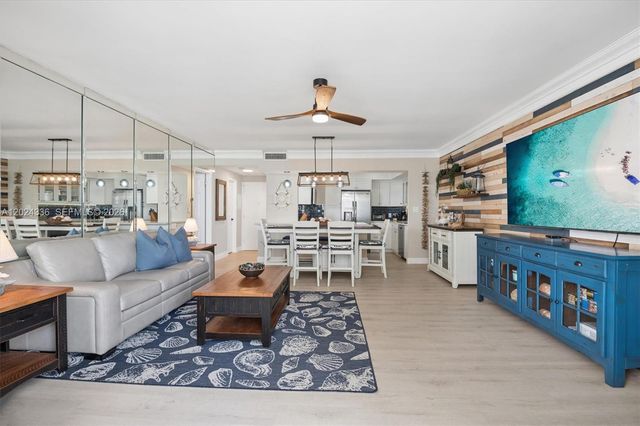 3505 S Ocean Dr 817, Hollywood, FL 33019