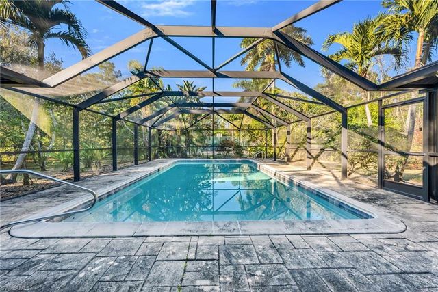 5191 Mahogany Ridge DR, Naples, FL 34119