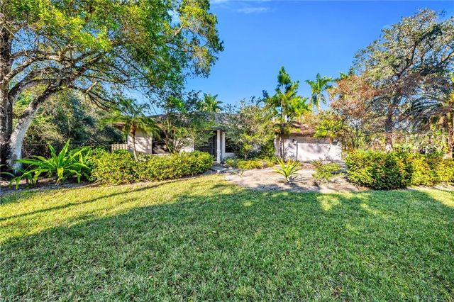 5191 Mahogany Ridge DR, Naples, FL 34119
