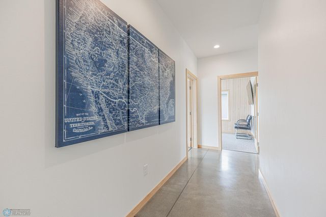 3251 Oak Ridge Loop E, West Fargo, ND 58078