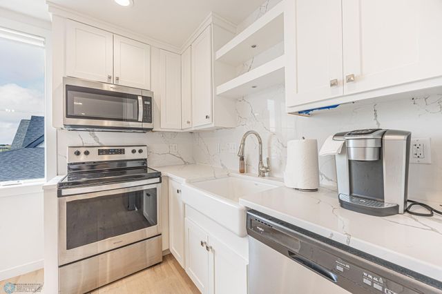 3251 Oak Ridge Loop E, West Fargo, ND 58078