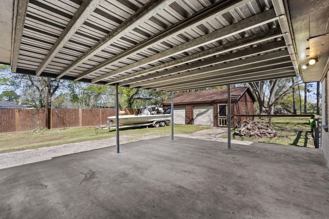 7117 Avenue D, Santa Fe, TX 77510