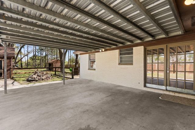 7117 Avenue D, Santa Fe, TX 77510