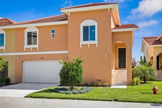 47B BAYVIEW COURT S, St Petersburg, FL 33711