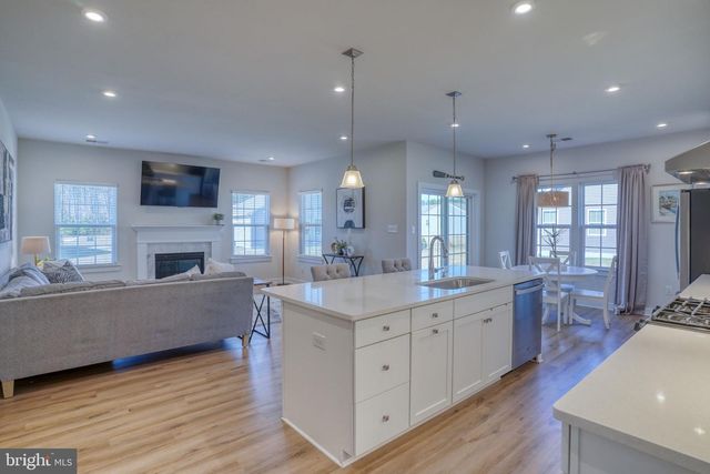 31420 BAREFOOT CIR, Harbeson, DE 19951