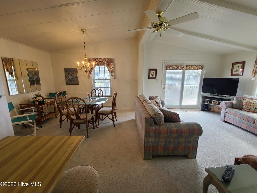 Image 13 of property listing at 308 W Bogue Boulevard, Atlantic Beach, NC 28512