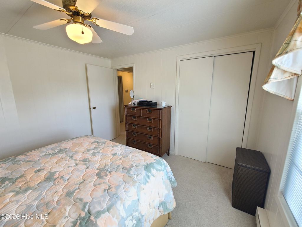 Image 24 of property listing at 308 W Bogue Boulevard, Atlantic Beach, NC 28512