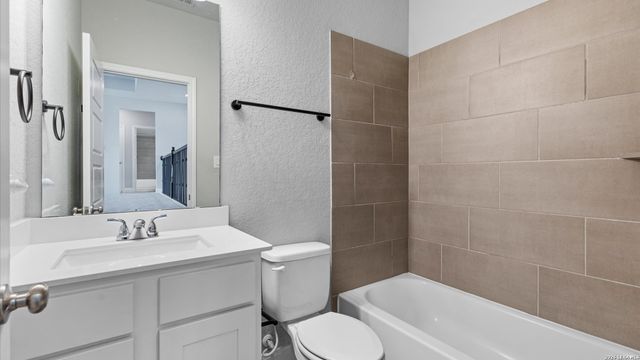 6501 Crockett Cv, Schertz, TX 78108