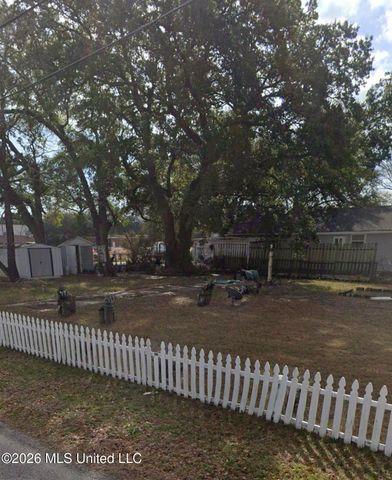 1720 Eastward Drive, Gulfport, MS 39501