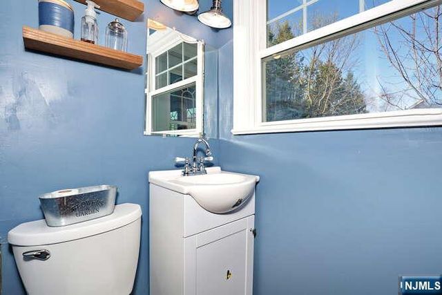 55 New York Avenue, Dumont, NJ 07676