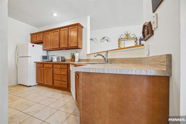 249 The Promenade, Edgewater, NJ 07020