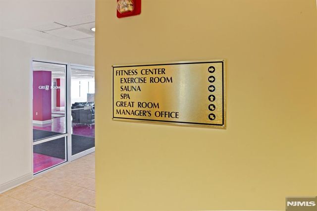 249 The Promenade, Edgewater, NJ 07020