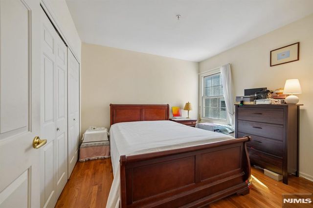 249 The Promenade, Edgewater, NJ 07020