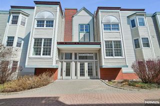 249 The Promenade, Edgewater, NJ 07020