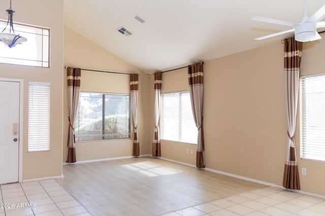 720 W HANCOCK Avenue, Gilbert, AZ 85233