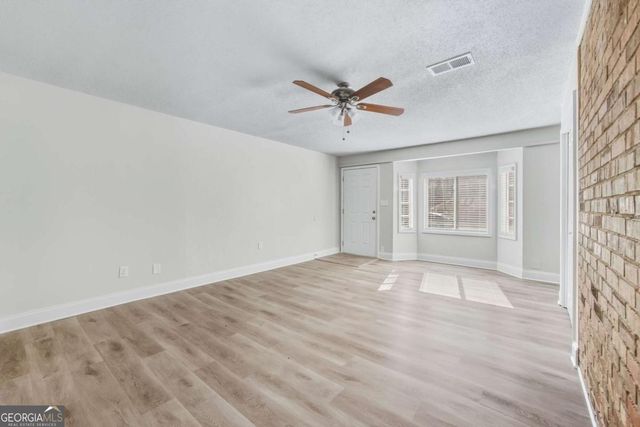 3075 Palomino Drive, Powder Springs, GA 30127