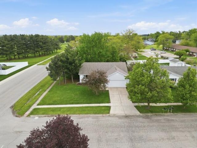 1666 Southview Drive, Lowell, IN 46356