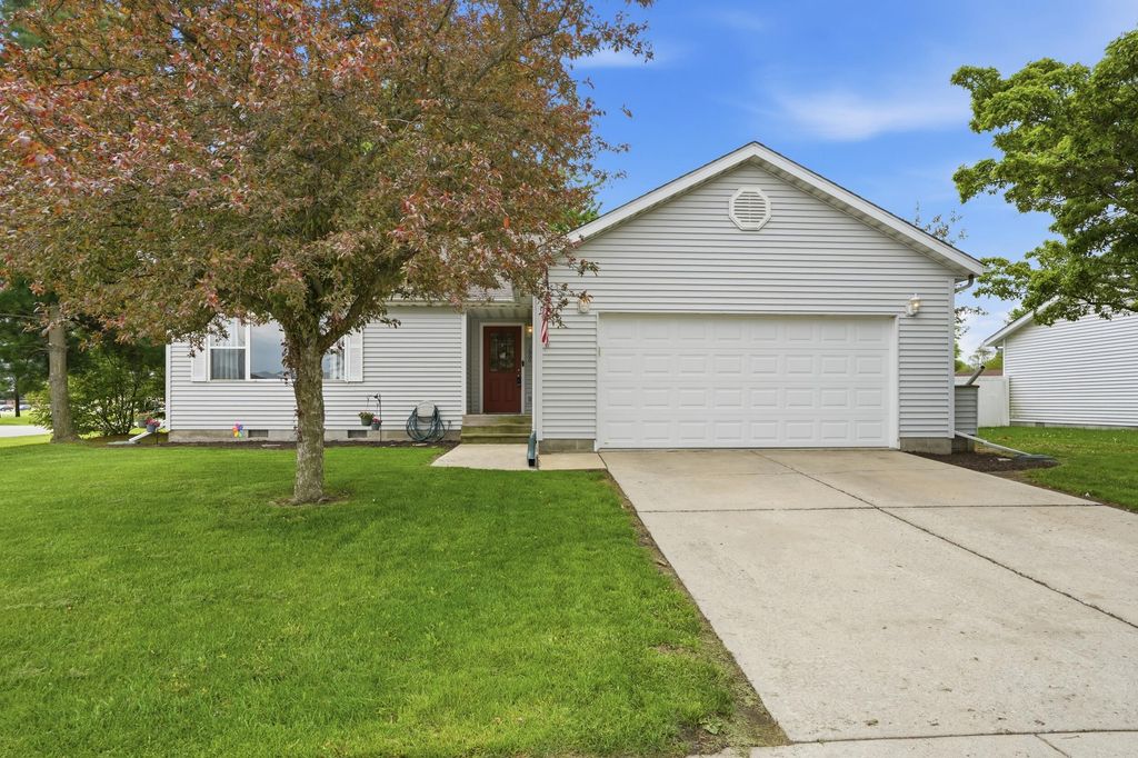 1666 Southview Drive, Lowell, IN 46356