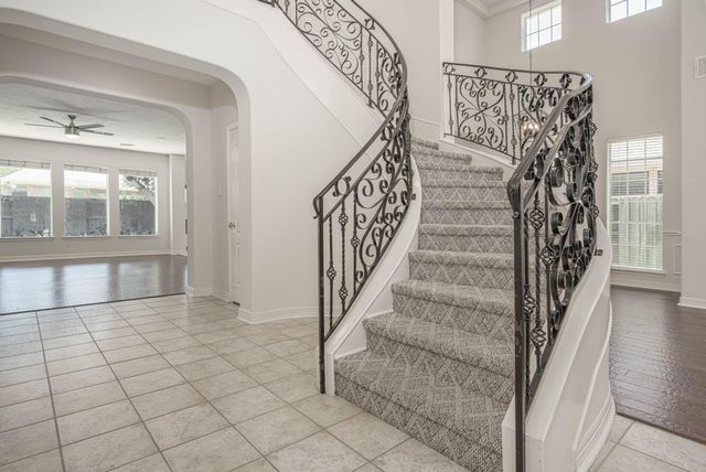 12007 Costa Del Rey Court, Houston, TX 77041