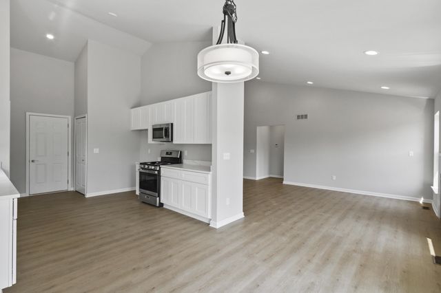 31541 Augusta Drive 71, Romulus, MI 48174