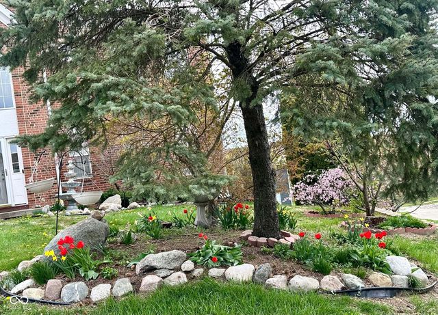 10747 Red Pine Drive, Fishers, IN 46037