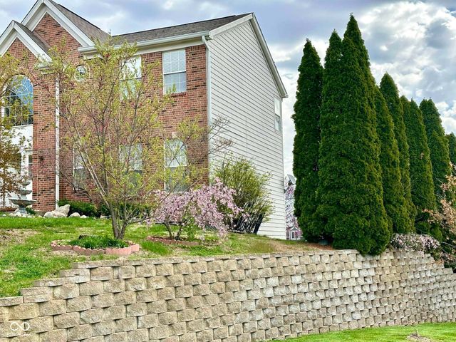 10747 Red Pine Drive, Fishers, IN 46037