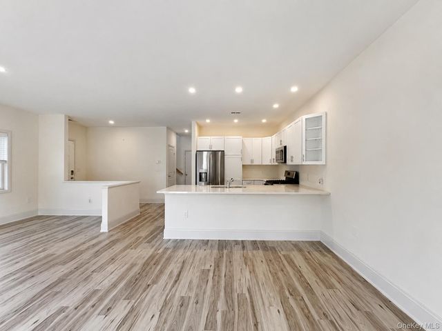 25 Marina Drive, Catskill, NY 12414