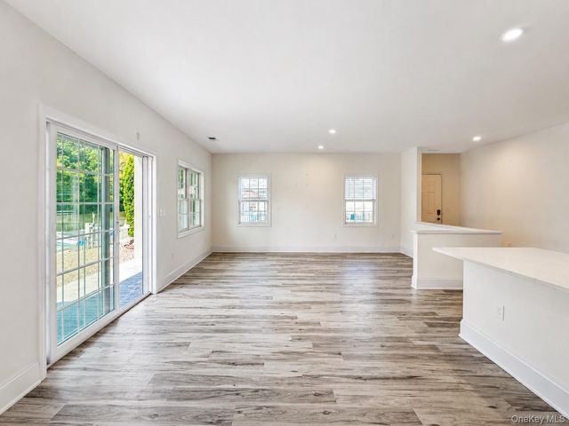 25 Marina Drive, Catskill, NY 12414