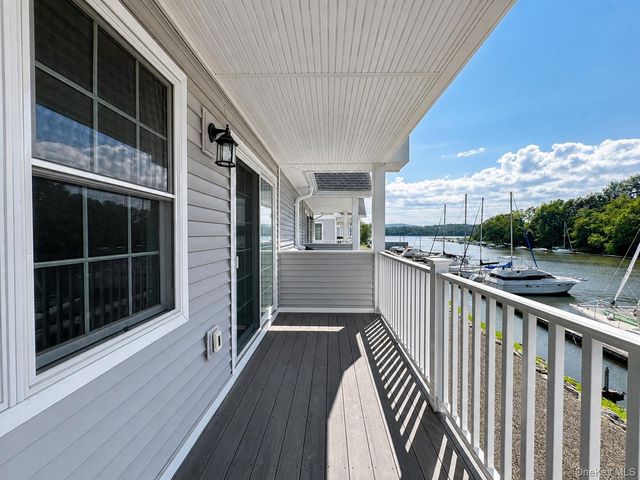 25 Marina Drive, Catskill, NY 12414