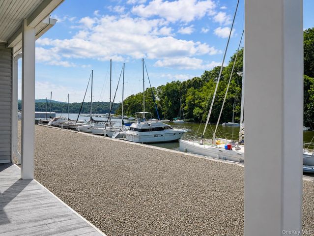 25 Marina Drive, Catskill, NY 12414