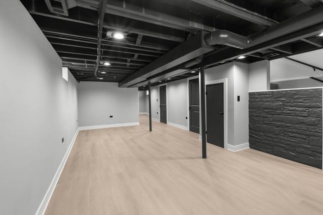 8831 S STATE Street, Chicago, IL 60619