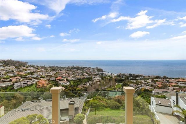1221 Emerald Bay, Laguna Beach, CA 92651