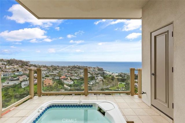 1221 Emerald Bay, Laguna Beach, CA 92651