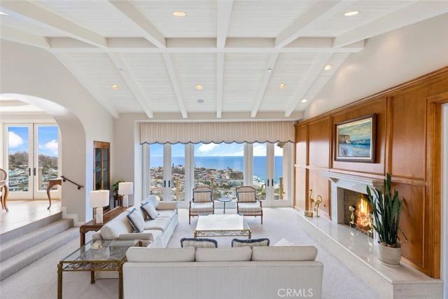 1221 Emerald Bay, Laguna Beach, CA 92651