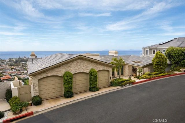 1221 Emerald Bay, Laguna Beach, CA 92651