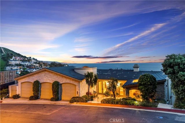 1221 Emerald Bay, Laguna Beach, CA 92651