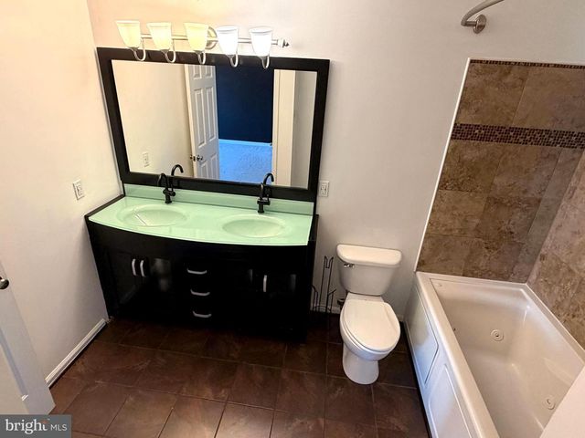 5310 CASTLESTONE DR, Baltimore, MD 21237