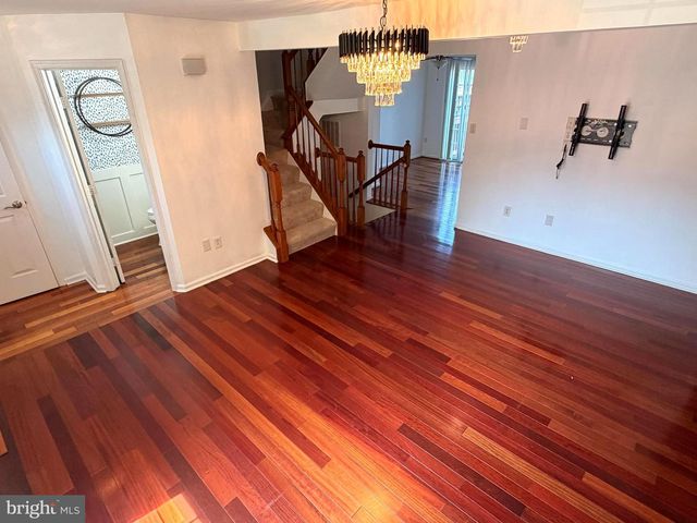 5310 CASTLESTONE DR, Baltimore, MD 21237