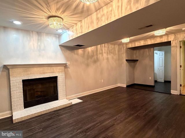 5310 CASTLESTONE DR, Baltimore, MD 21237