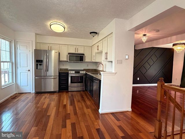 5310 CASTLESTONE DR, Baltimore, MD 21237