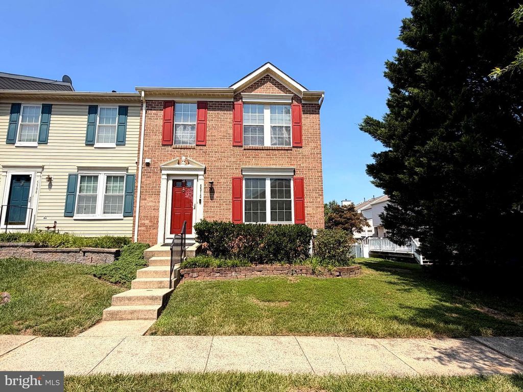 5310 CASTLESTONE DR, Baltimore, MD 21237