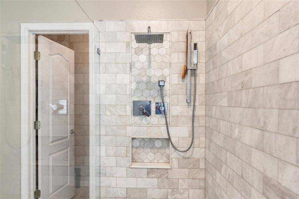 Image 29 of property listing at 21314 MARSH HAWK DRIVE, Land O Lakes, FL 34638