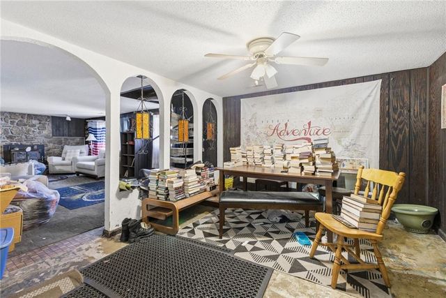 14903 E Kentucky Road, Independence, MO 64050